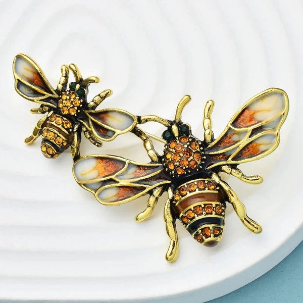 Vintage Bee Brooch And Rhinestone Enamel Insect Pin Carousel 3