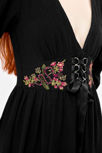 Restyle - Poisoned Petals - Cottagecore Gothic Midi Dress Carousel 2