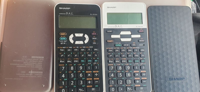 Sharp RL-531XH + Sharp EL-531TH = 2 calculators Carousel 1