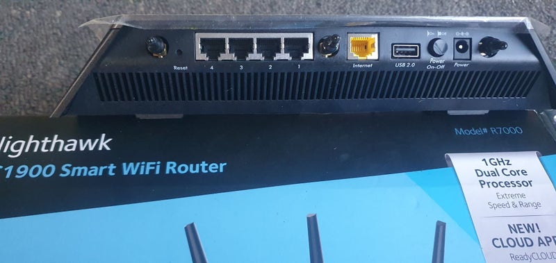 .2025 Netgear Nighthawk AC1900 Smart Wifi Router Carousel 3