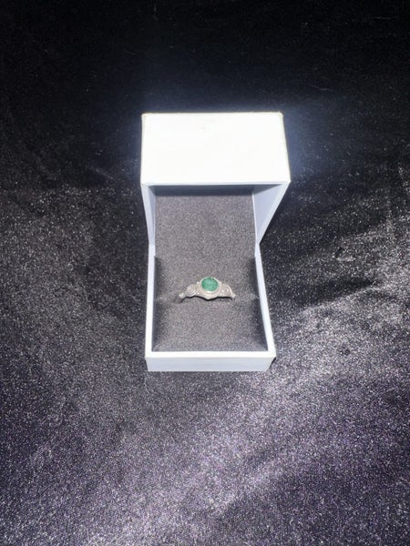 Natural Emerald Ring Carousel 1