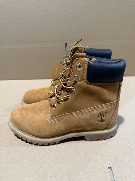Women's 6-Inch Premium Waterproof Boot (US 8) Carousel 1