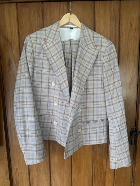 Devils Advocate Orange Check Suit Carousel 2
