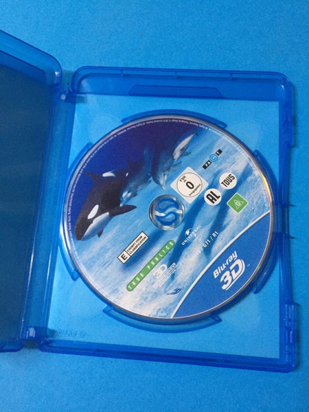 Dolphins And Whales: Tribes Of The Ocean (Blu-Ray 3D) Carousel 3