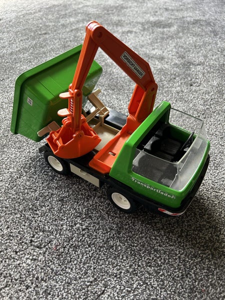 Playmobil Tip Truck Carousel 2