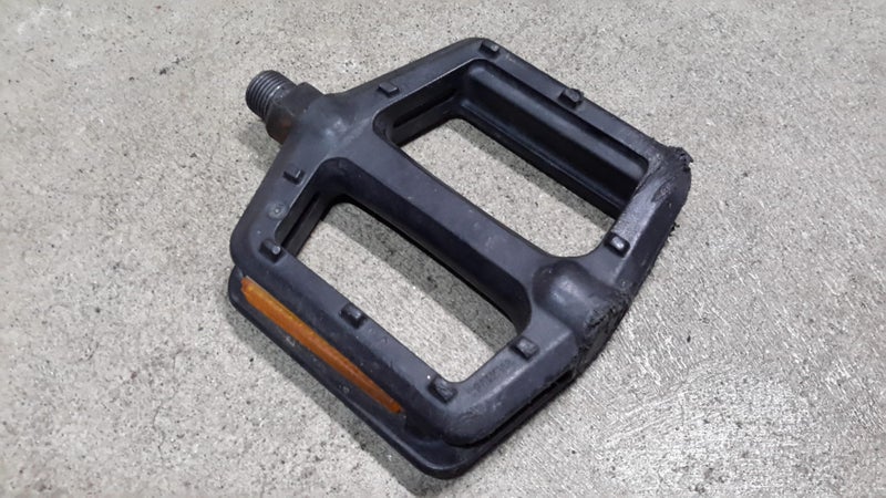 Pedal - Right side only Carousel 1