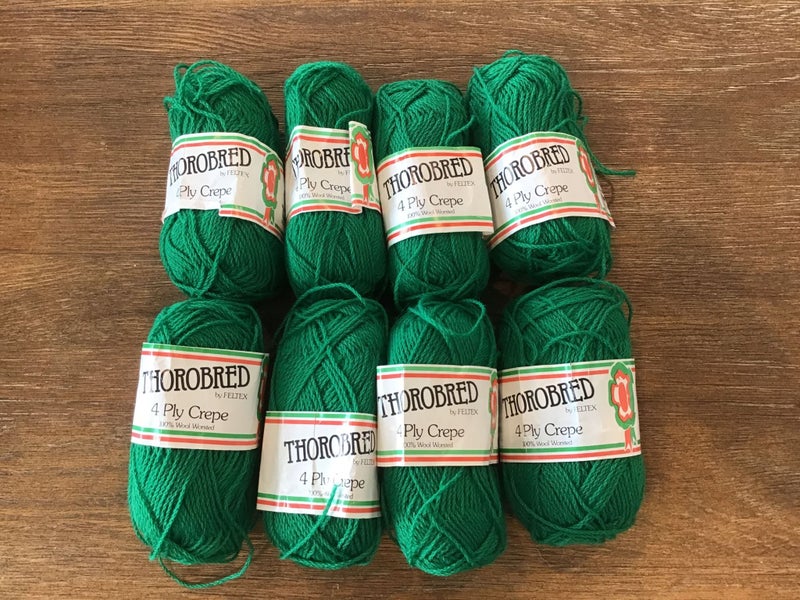 100% Wool : Thorobred by Feltex 4ply Crepe : Green : 8 x 25g Balls Carousel 1