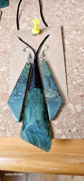 Greenstone/ pounamu set Carousel 2