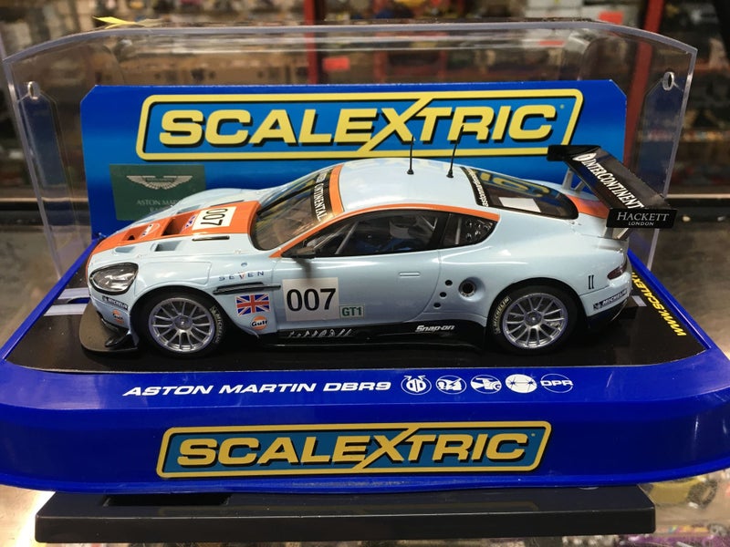 1/32 SCALEXTRIC - ASTON MARTIN DBR9 #C2960 Carousel 2