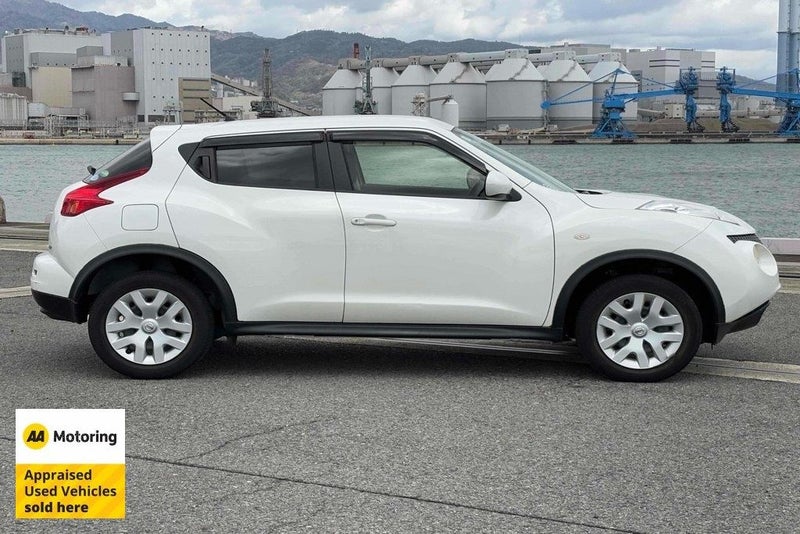 2014 Nissan Juke 15RS / Low 42,000kms62863267564930113