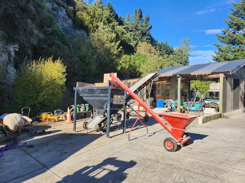 Small Concrete Batching Equipment Carousel 1