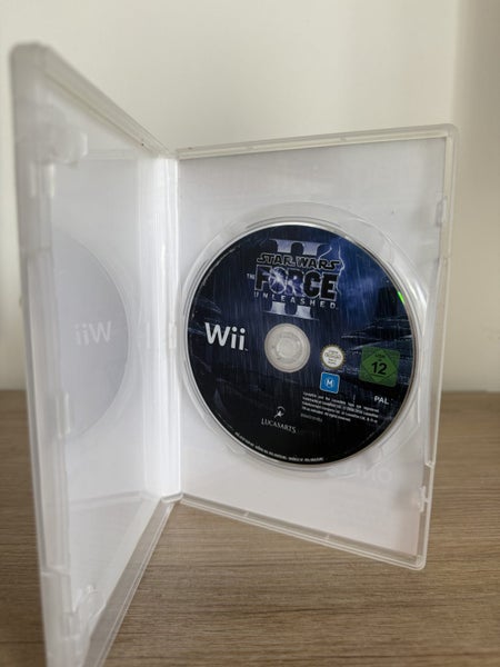 RARE Wii Mini complete + Game Carousel 8