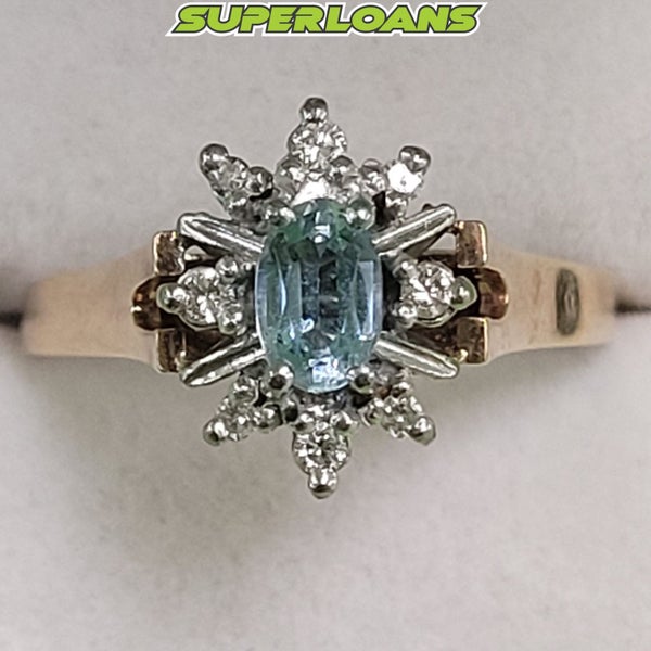 **STUNNING** 9CT GOLD AQUAMARINE & DIAMOND CLUSTER RING (3.23G) Carousel 2