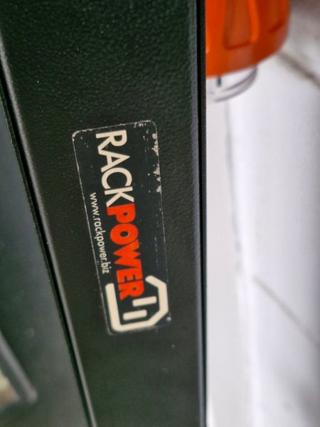 RACKPOWER VERTICAL PDU Carousel 11