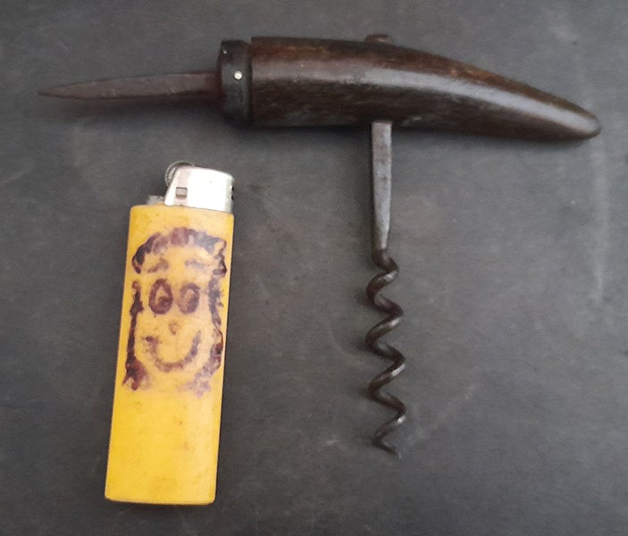 CORK SCREWS BONE HANDLED WITH END BRUSH . C 1880s PLUS HORN HANDLED 1890s Carousel 8