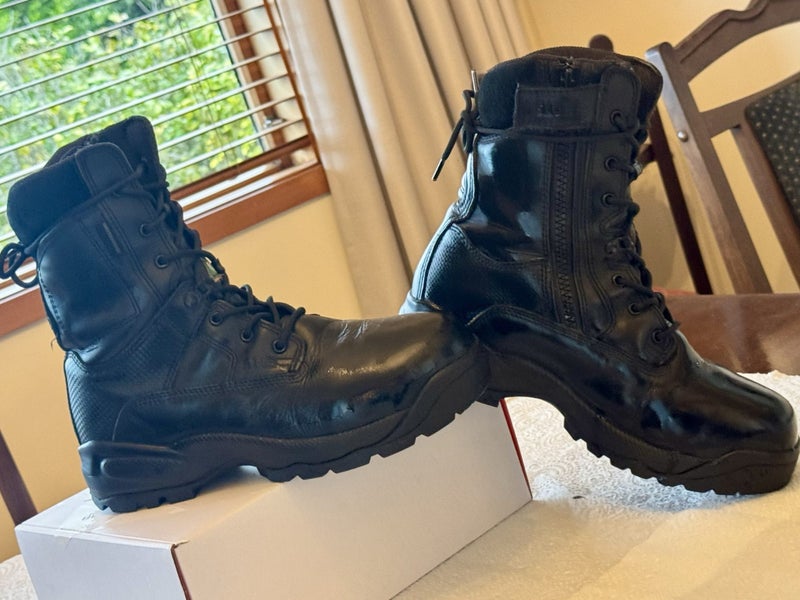 5:11 unisex ATAC STORM patrol boot. Near new! Carousel 2