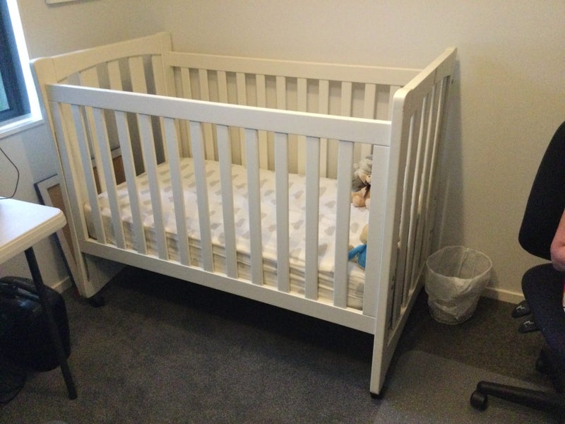 Cot Carousel 1