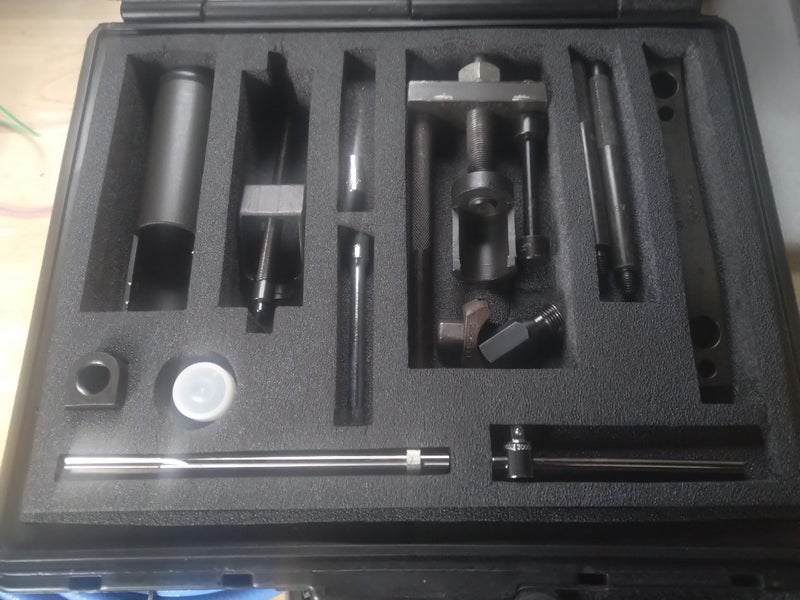 Caterpillar Nozzle puller tool group Carousel 3