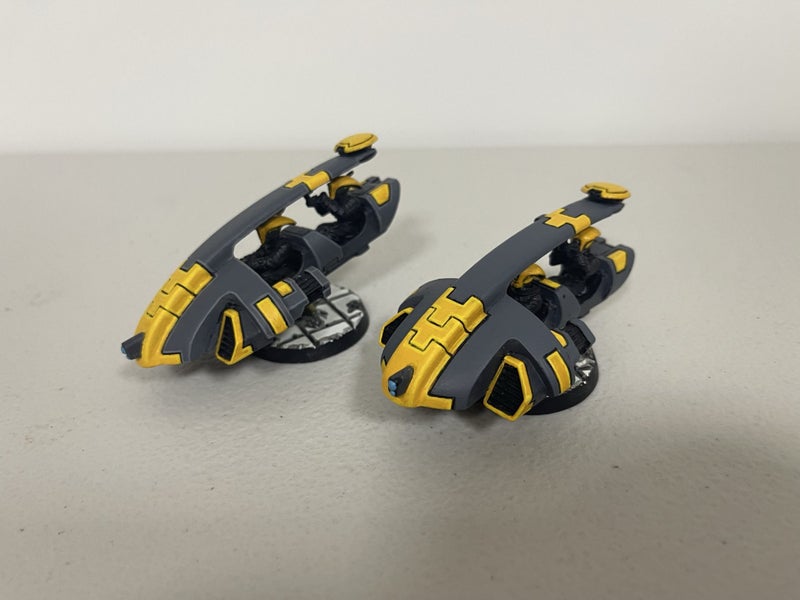 2 x Tau Tetra Warhammer 40000 Carousel 1