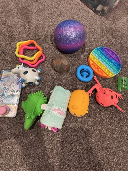 Fidget toys bulk listing ! squishy toys popits Smiggle water toy and more! Carousel 9