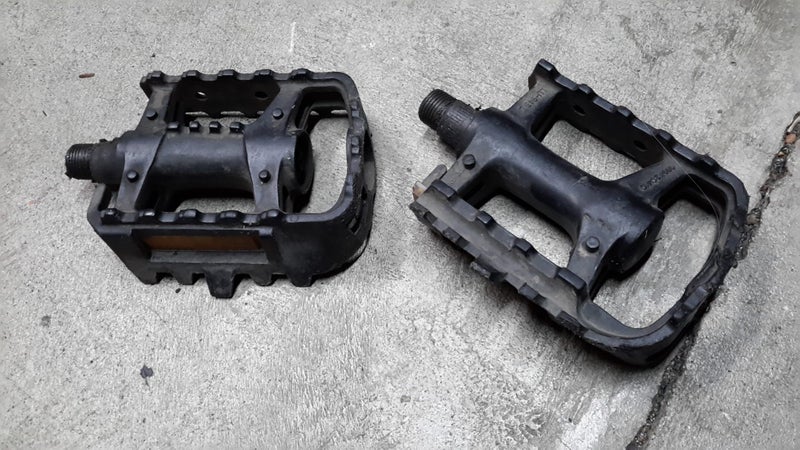 Pedals - basic type - Nylon body Carousel 1