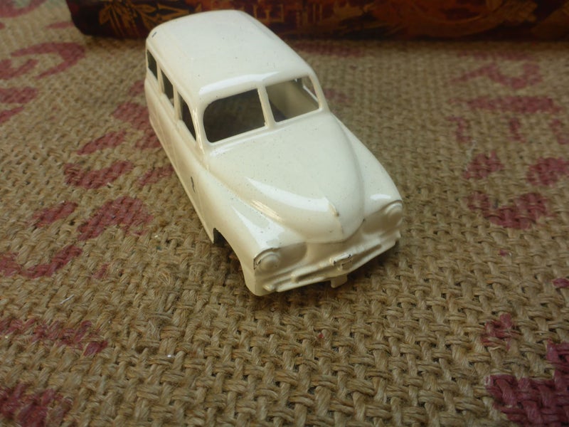 Stunning Old Vintage NZ Toy Micro Models Vanguard Estate Die Cast New Zealand Carousel 2