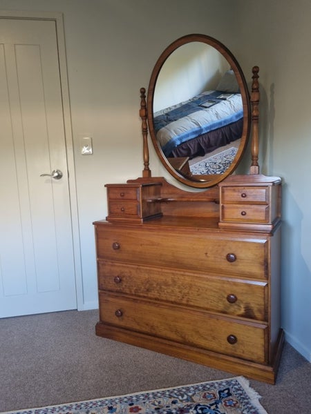 Dressing table Carousel 2