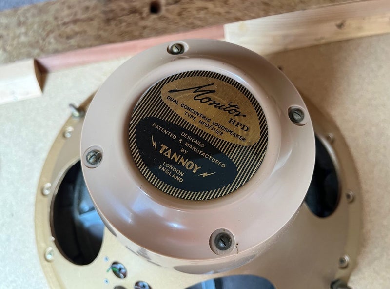 Tannoy Monitor HPD Dual Concentric LSU/HF 12inch - Vintage Speaker Carousel 2