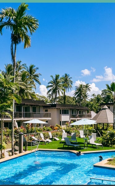 Fiji Palms Beach Resort Carousel 1
