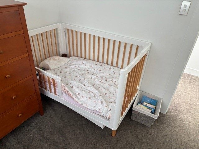 Babyhood Riya Cot 5 in 1 plus lots of accessories Carousel 2