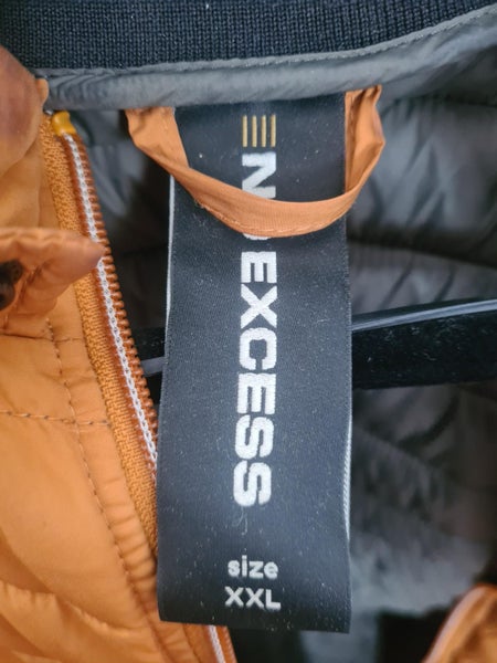 No Excess Puffer Jacket Carousel 2