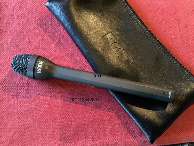Rode Dynamic Microphone “ NEAR NEW “ Carousel 1
