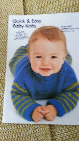 QUICK & EASY BABY KNITS PATTERN BOOKLET Carousel 1