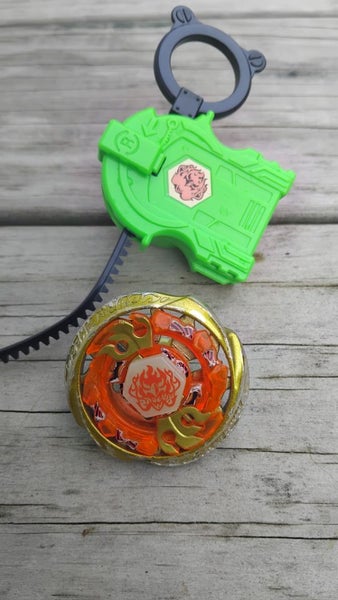 Burn Phoenix 135MS | TAKARA TOMY MetalFusion Metalfight Beyblade Carousel 2