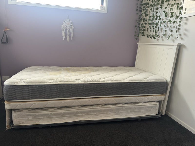 Sleepmaker King Single Trundler bed Carousel 1