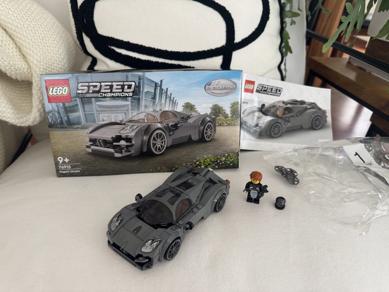 Lego speed SC Pagani Utopia 76915 Carousel 4