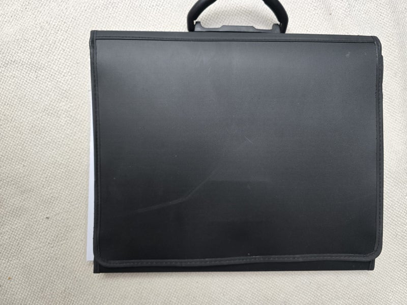 Display Book, A3 X 40, 20 Leaf, With Carry Handle, Used once, Black,Ring Binder Carousel 1