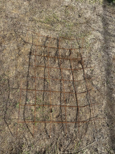 Reinforcing steel offcuts x5 Carousel 5