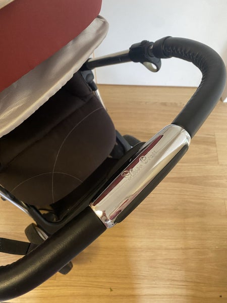 Silver Cross Chelsea Pioneer Pram Carousel 2