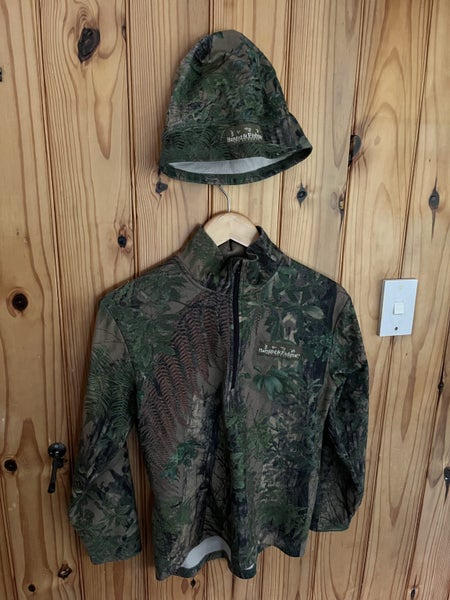 Hunting & Fishing top and beanie Carousel 2