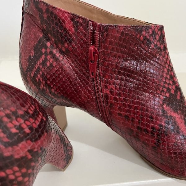 BNWT Maison Martin Margiela leather snakeskin print shoes size 8/39 Carousel 2