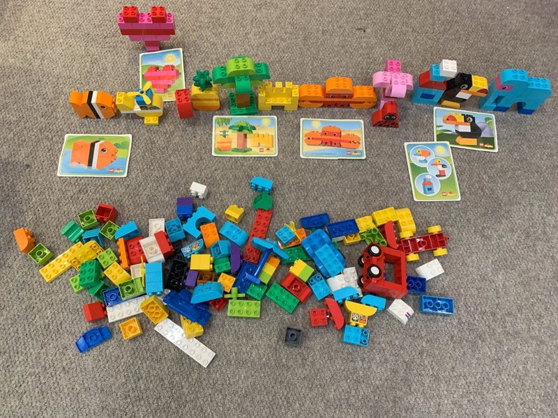 Lego Duplo ~210 pieces Carousel 1