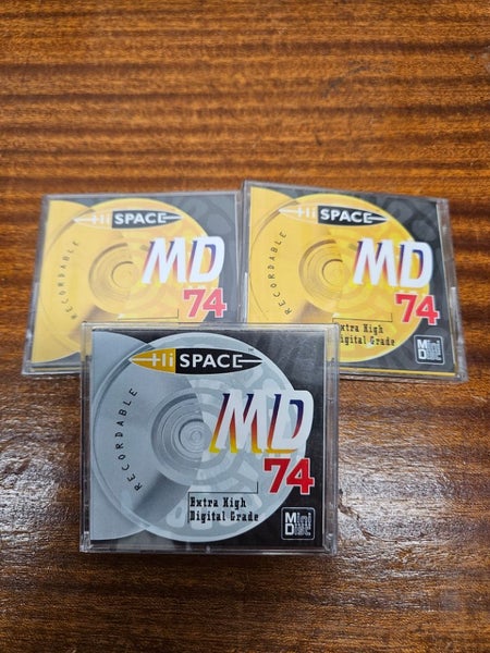 3 Sealed minidiscs Carousel 1
