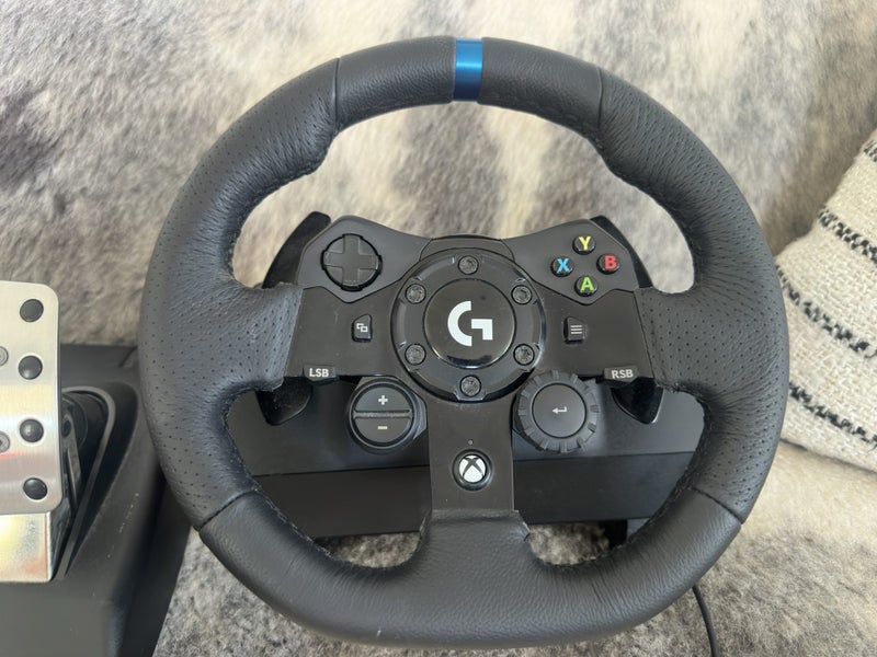 Logitech G923 Racing Wheel and Pedals For Xbox One And Pc Carousel 2