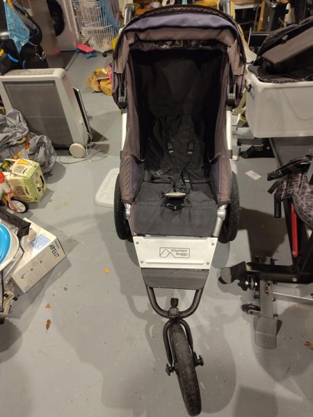 Mountain Buggy Terrain Carousel 2