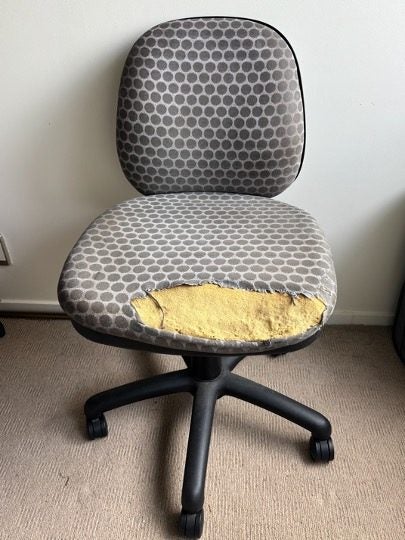 Student office chair Carousel 1