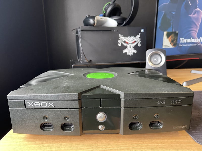 Xbox Original Clock Capacitor Removed Console Carousel 2