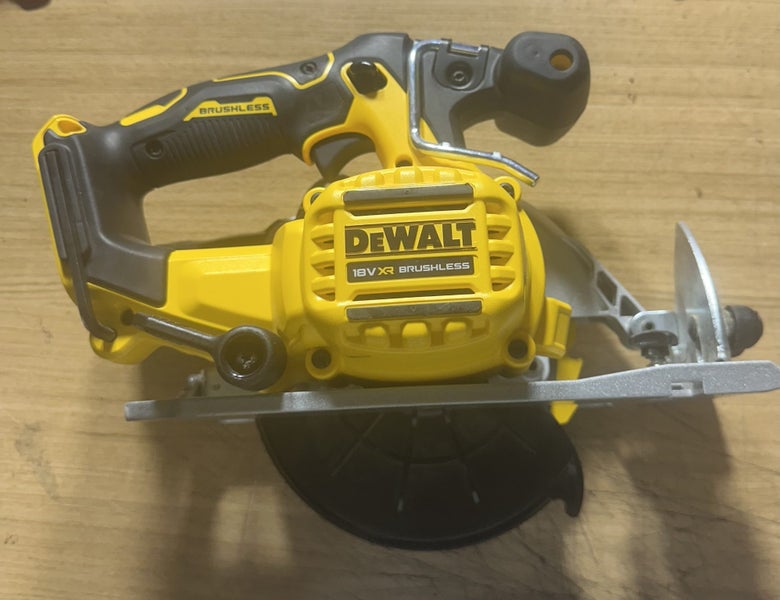 DeWalt DCS565 18V XR Cordless Brushless 165mm Circular Saw Carousel 2