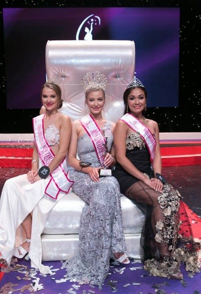 Miss Universe NZ 2015 Chair – Glamour, History, and Sparkle! Carousel 2