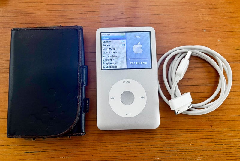 iPod classic 6th Generation Carousel 1